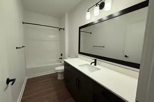 10505 Deerwood Rd, Houston, TX 77042 - Photo 14