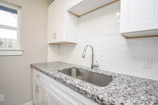 6522 De Priest St, Houston, TX 77091 - Photo 8