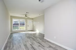 6522 De Priest St, Houston, TX 77091 - Photo 4