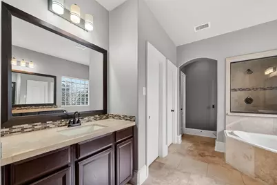 9439 Emerald Lakes Drive, Rosharon, TX 77583 - Photo 24