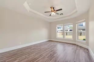 9439 Emerald Lakes Dr, Rosharon, TX 77583 - Photo 12