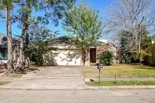 7538 Quail Meadow Dr, Houston, TX 77071 - Photo 2