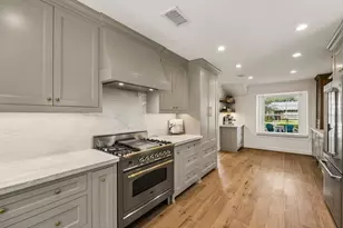 1307 Berrywood Ln, Houston, TX 77077 - Photo 16