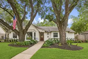 1307 Berrywood Ln, Houston, TX 77077 - Photo 1