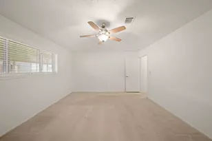 9903 Robin St, La Porte, TX 77571 - Photo 14