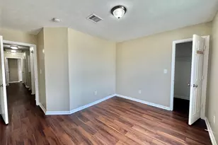 10618 Pine Landing Dr, Houston, TX 77088 - Photo 4