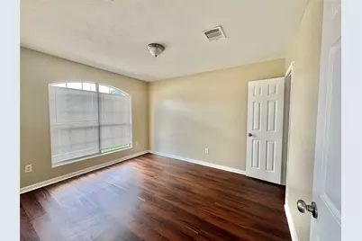 10618 Pine Landing Drive #A, Houston, TX 77088 - Photo 12