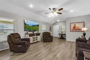1806 Brushy Cedar Dr, Conroe, TX 77301 - Photo 6