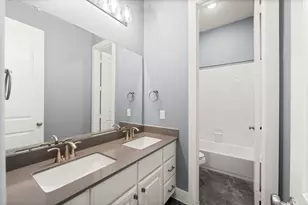 303 Irenic Mist Ct, Conroe, TX 77318 - Photo 18