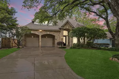 4714 Holt, Bellaire, TX 77401 - Photo 6