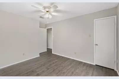 10814 Sugar Hill Drive #A, Houston, TX 77042 - Photo 12