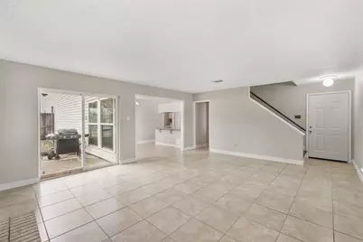 10814 Sugar Hill Drive #A, Houston, TX 77042 - Photo 4