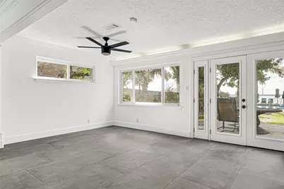 404 S Burnett Drive, Baytown, TX 77520 - Photo 12