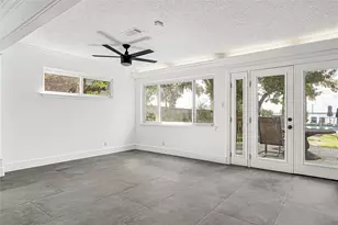 404 S Burnett Dr, Baytown, TX 77520 - Photo 12