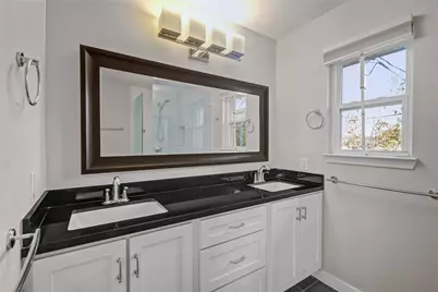 10303 Greenwillow Drive, Houston, TX 77035 - Photo 18