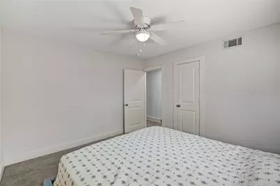 10303 Greenwillow Drive, Houston, TX 77035 - Photo 26