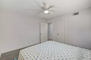 10303 Greenwillow Dr, Houston, TX 77035 - Photo 26