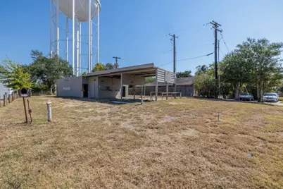3703 S College Avenue, Bryan, TX 77801 - Photo 2