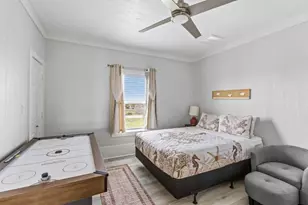 986 Edson Dr, Gilchrist, TX 77617 - Photo 32