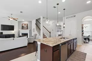 2114 Holly Manor Ct, Katy, TX 77493 - Photo 10