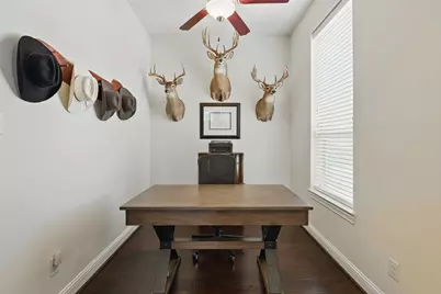2114 Holly Manor Court, Katy, TX 77493 - Photo 6