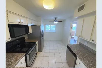 2210 Dorrington Street #502, Houston, TX 77030 - Photo 4