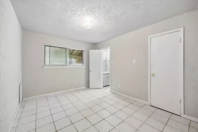 3530 Ripplebrook Drive, Houston, TX 77045 - Photo 6