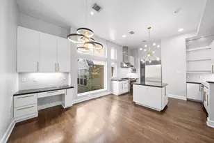1822 Brun St, Houston, TX 77019 - Photo 12