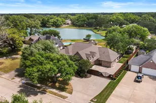 704 Heritage Oaks Dr, Angleton, TX 77515 - Photo 38