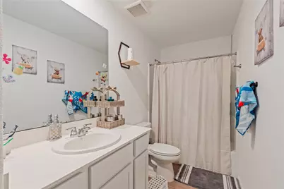 215 Bennett Loop, Angleton, TX 77515 - Photo 22