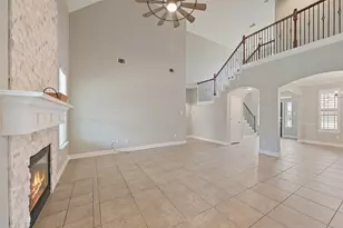 14031 Hawthorne Cir, Baytown, TX 77523 - Photo 8