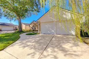 7027 Brockington Dr, Katy, TX 77494 - Photo 2