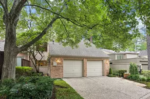 80 Sugar Berry Cir, Houston, TX 77024 - Photo 2