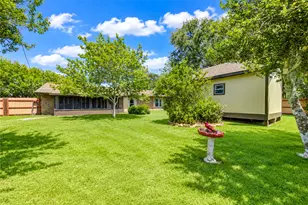 1320 Linwood Dr, Wharton, TX 77488 - Photo 8