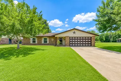 1320 Linwood Drive, Wharton, TX 77488 - Photo 2