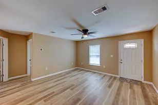 100 18th Ave N, Texas City, TX 77590 - Photo 2