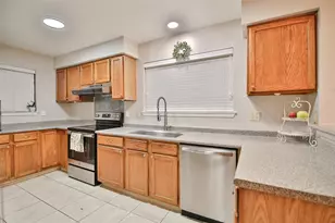 4947 Bridgemont Ln, Spring, TX 77388 - Photo 14