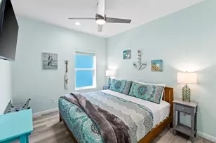 994 Jean St, Gilchrist, TX 77617 - Photo 18