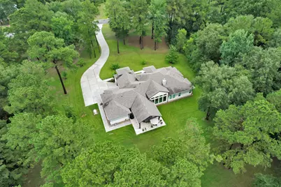 343 Grand View, Huntsville, TX 77340 - Photo 2
