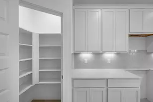 56 Shining Pt Dr, Waller, TX 77484 - Photo 6