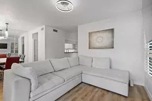 1881 Bering Dr, Houston, TX 77057 - Photo 12