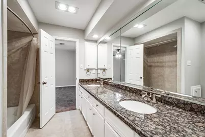 3207 Breezy Pines Court, Houston, TX 77339 - Photo 34
