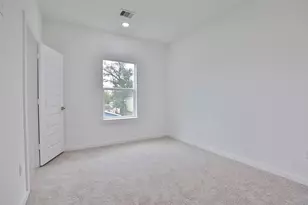 9347 Lavender St, Houston, TX 77016 - Photo 20