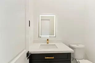 8044 Sunbury St, Houston, TX 77028 - Photo 18