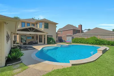 910 Millpond Drive, Sugar Land, TX 77498 - Photo 38