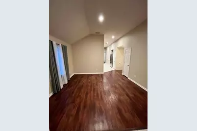 11714 Elizabeth Court, Pinehurst, TX 77362 - Photo 4