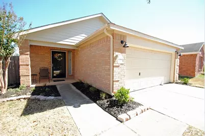 11714 Elizabeth Court, Pinehurst, TX 77362 - Photo 2