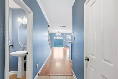 8030 Singing Sonnet Lane, Houston, TX 77072 - Photo 4