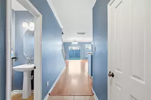 8030 Singing Sonnet Ln, Houston, TX 77072 - Photo 4