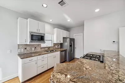 9710 Riddlewood Lane, Houston, TX 77025 - Photo 12